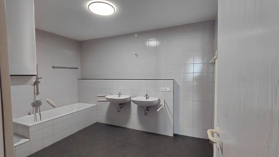 3 Zimmer Wohnung mit 147 m² in Hof – Bild 6