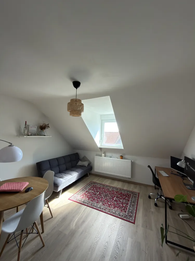 2 Zimmer Wohnung mit 45 m² in Karlsruhe – Bild 1