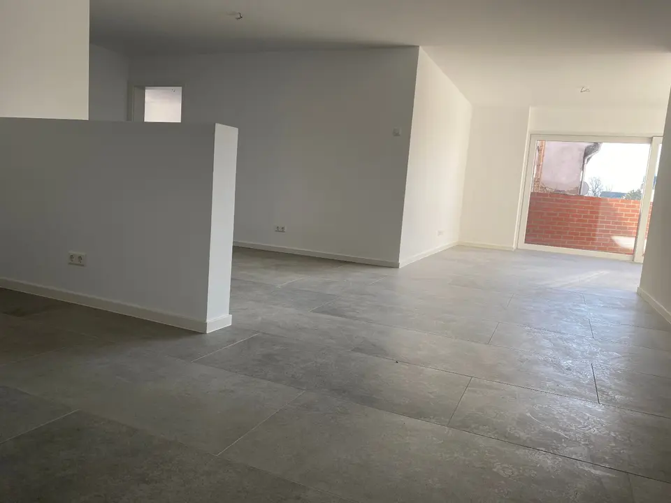 5 room apartment with 127 m² in Aschersleben – Photo 1