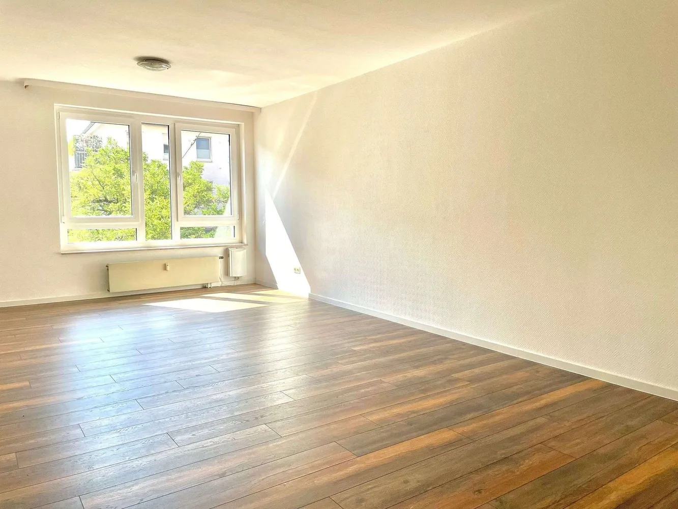 3 Zimmer Wohnung mit 73 m² in Hannover – Bild 1