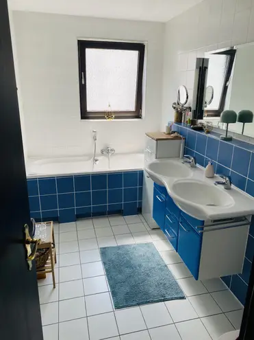 4 Zimmer Wohnung mit 110 m² in Köln – Bild 9