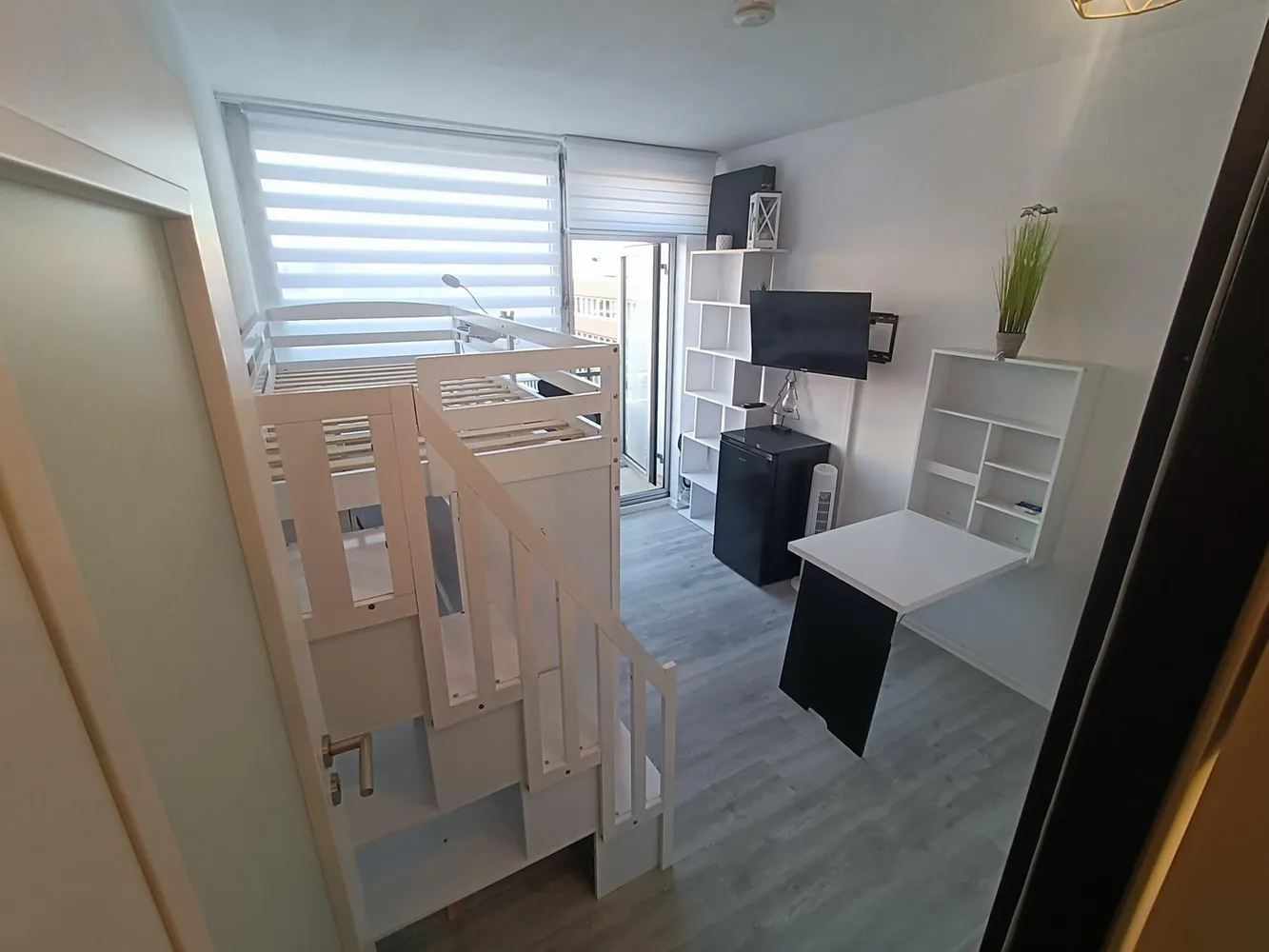 1 room apartment with 20 m² in Cologne – Photo 4