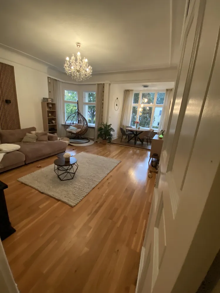 3 Zimmer Wohnung mit 106 m² in Berlin – Bild 2