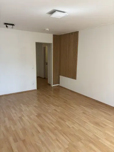 2 Zimmer Wohnung mit 60 m² in Berlin – Bild 2