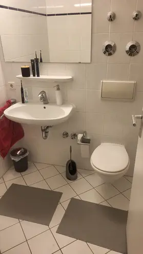WG-Zimmer mit 13 m² in München – Bild 8