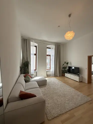 2 Zimmer Wohnung mit 75 m² in Berlin – Bild 2