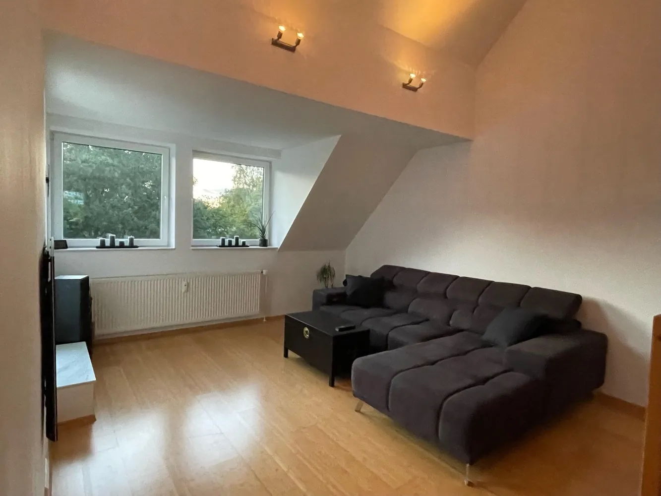 3 Zimmer Wohnung mit 77 m² in Hamburg – Bild 2