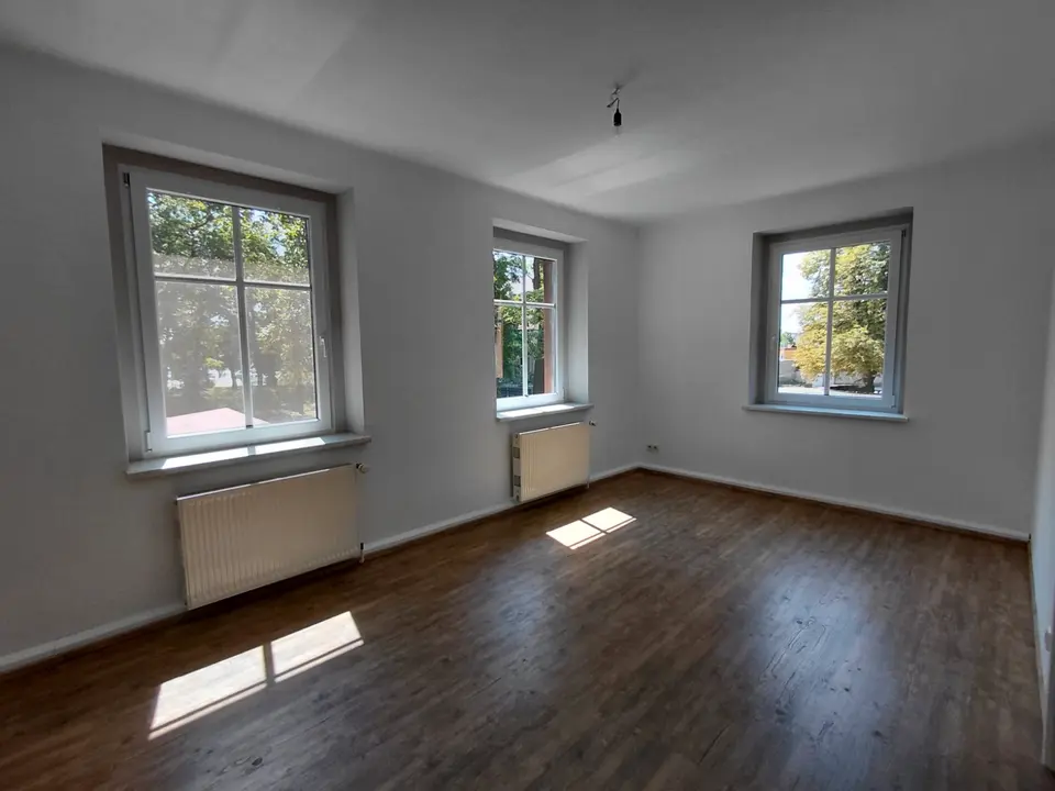 2 Zimmer Wohnung mit 90 m² in Finsterwalde – Bild 1