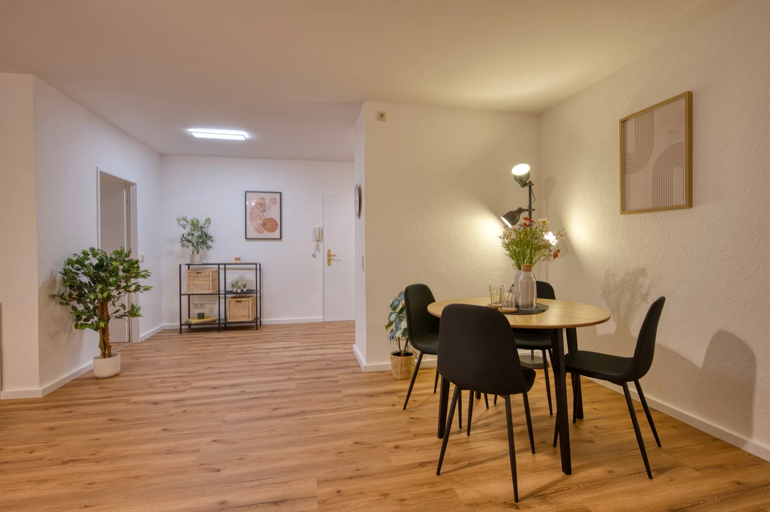 2 Zimmer Wohnung mit 70 m² in Bonn – Bild 2