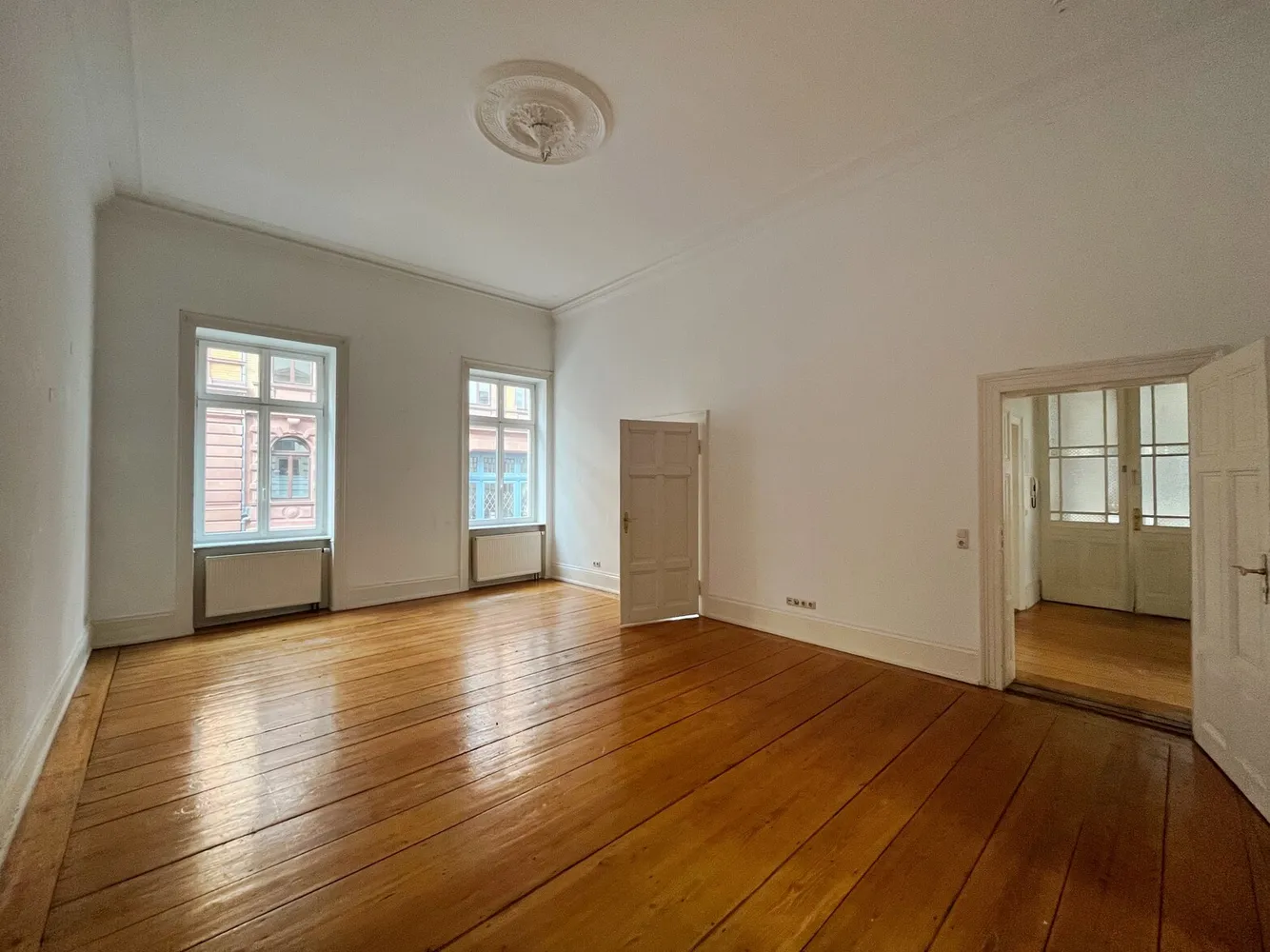 3 room apartment with 92 m² in Wiesbaden – Photo 1