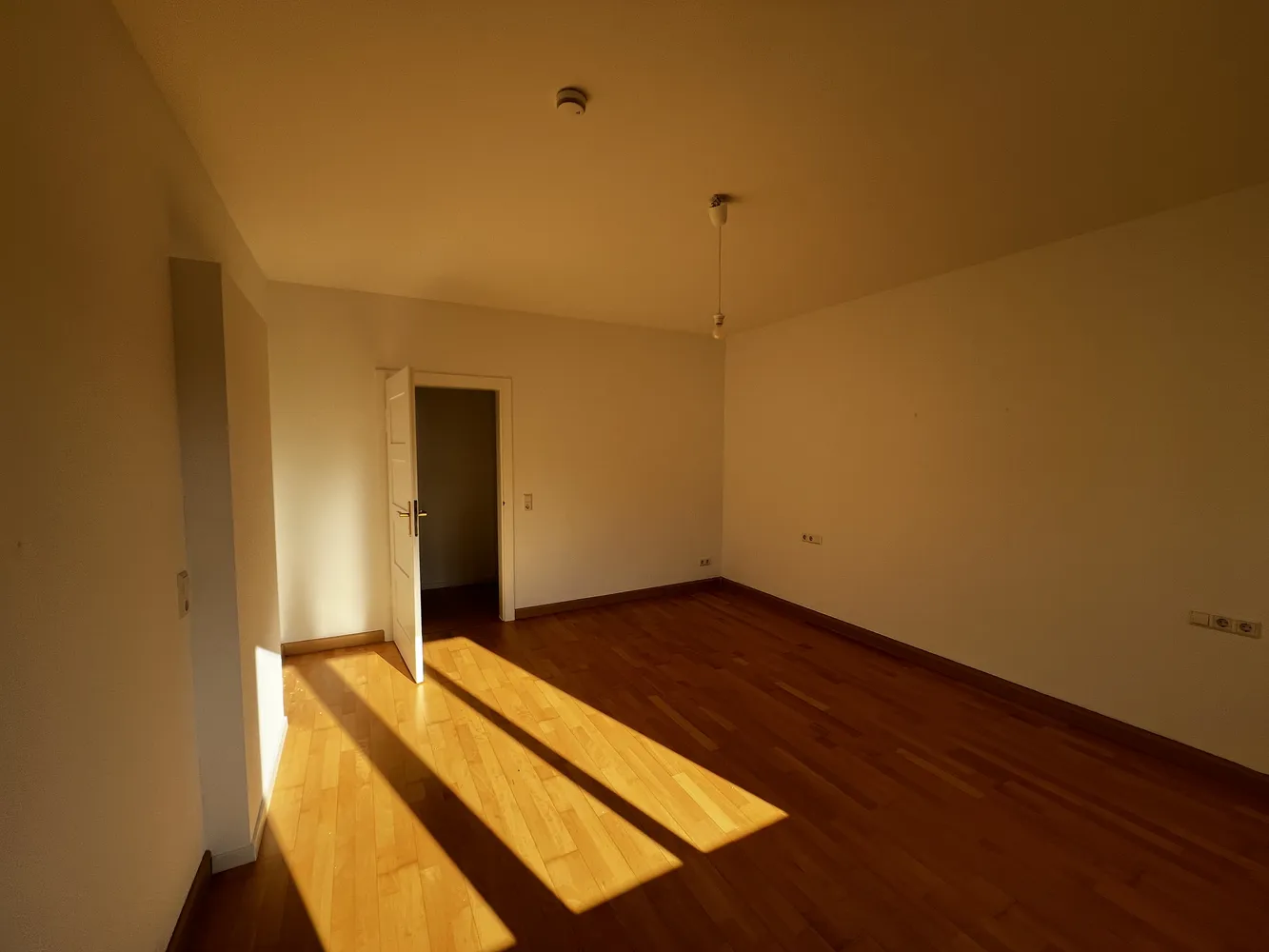 3 Zimmer Wohnung mit 86 m² in Stuttgart – Bild 2