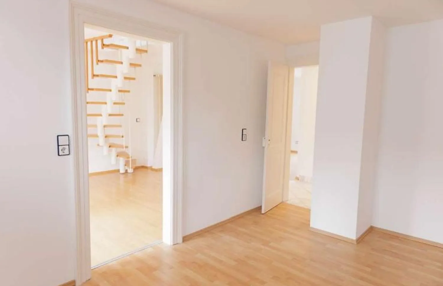 5 Zimmer Wohnung mit 105 m² in Stuttgart – Bild 6