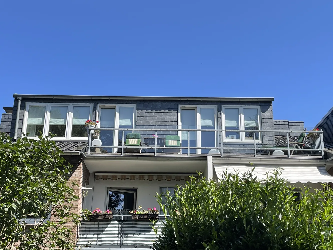 3 Zimmer Wohnung mit 91 m² in Krefeld – Bild 1
