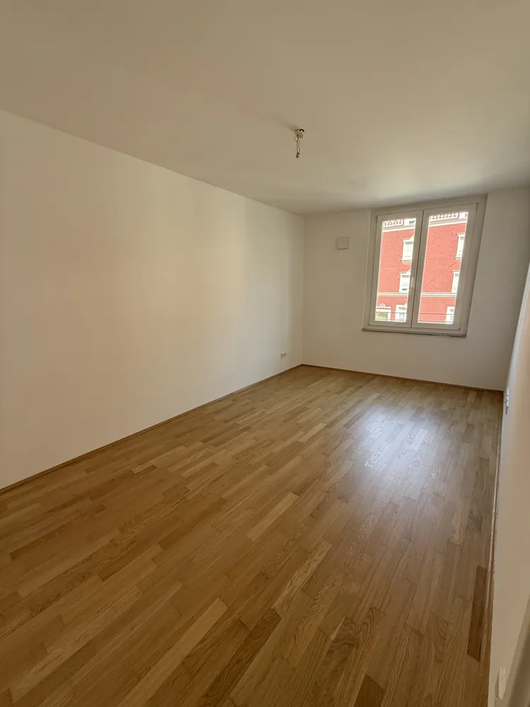 4 Zimmer Wohnung mit 90 m² in München – Bild 5