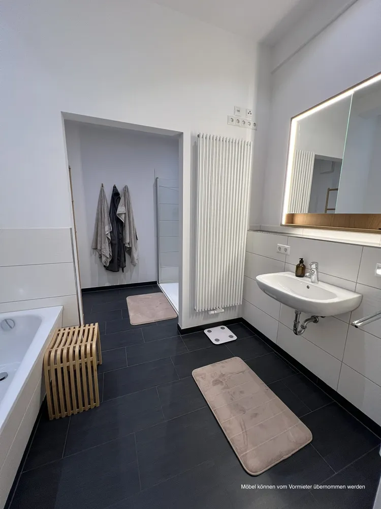 2 Zimmer Wohnung mit 168 m² in Dresden – Bild 3