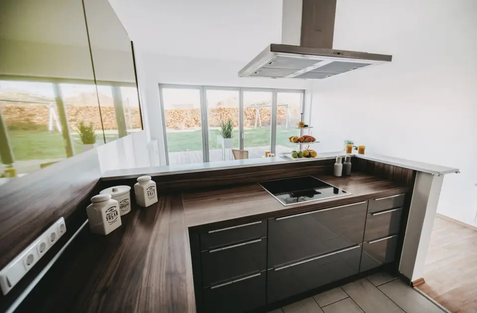 5 Zimmer Wohnung mit 137 m² in Lübeck – Bild 1