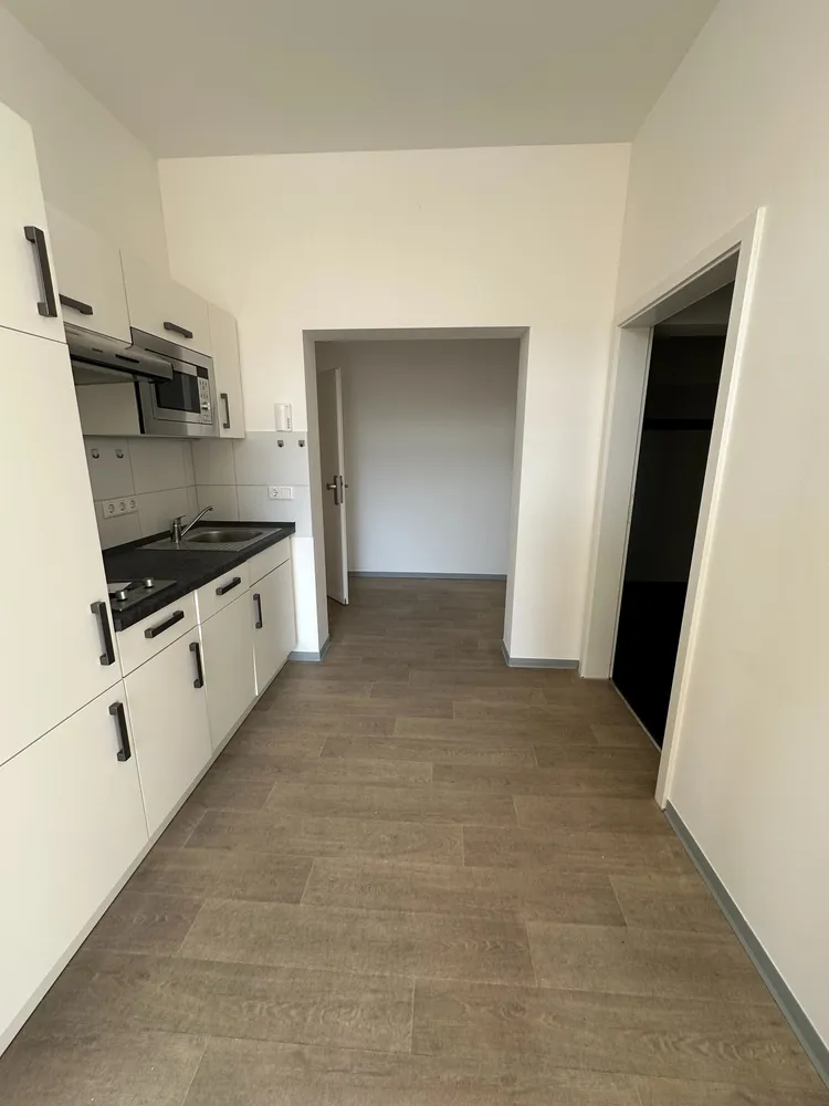 2 Zimmer Wohnung mit 35 m² in Halle (Saale) – Bild 6
