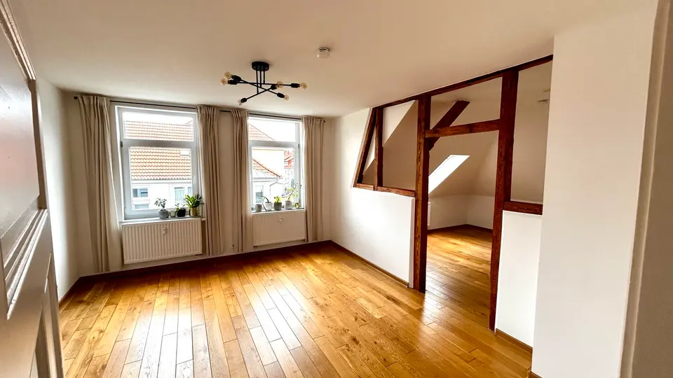 5 Zimmer Wohnung mit 173 m² in Hildesheim – Bild 2