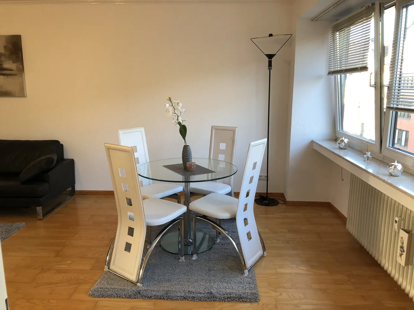2 room apartment with 60 m² in Düsseldorf – Photo 8