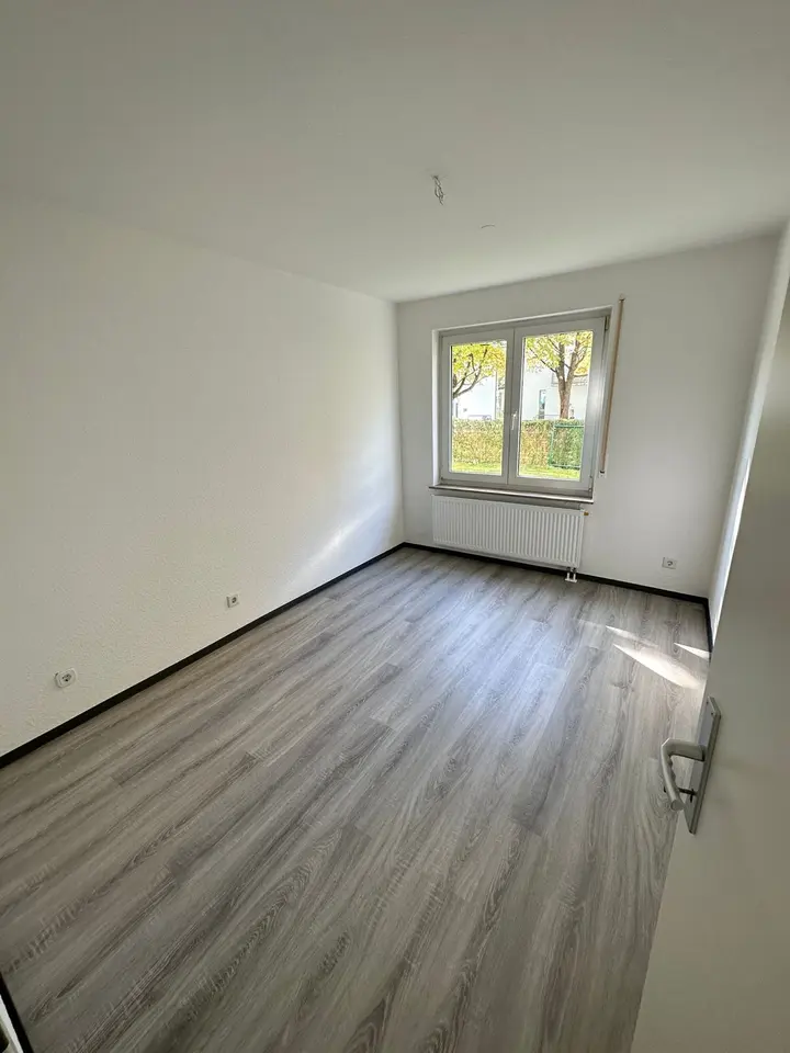 4 Zimmer Wohnung mit 90 m² in Leonberg – Bild 1