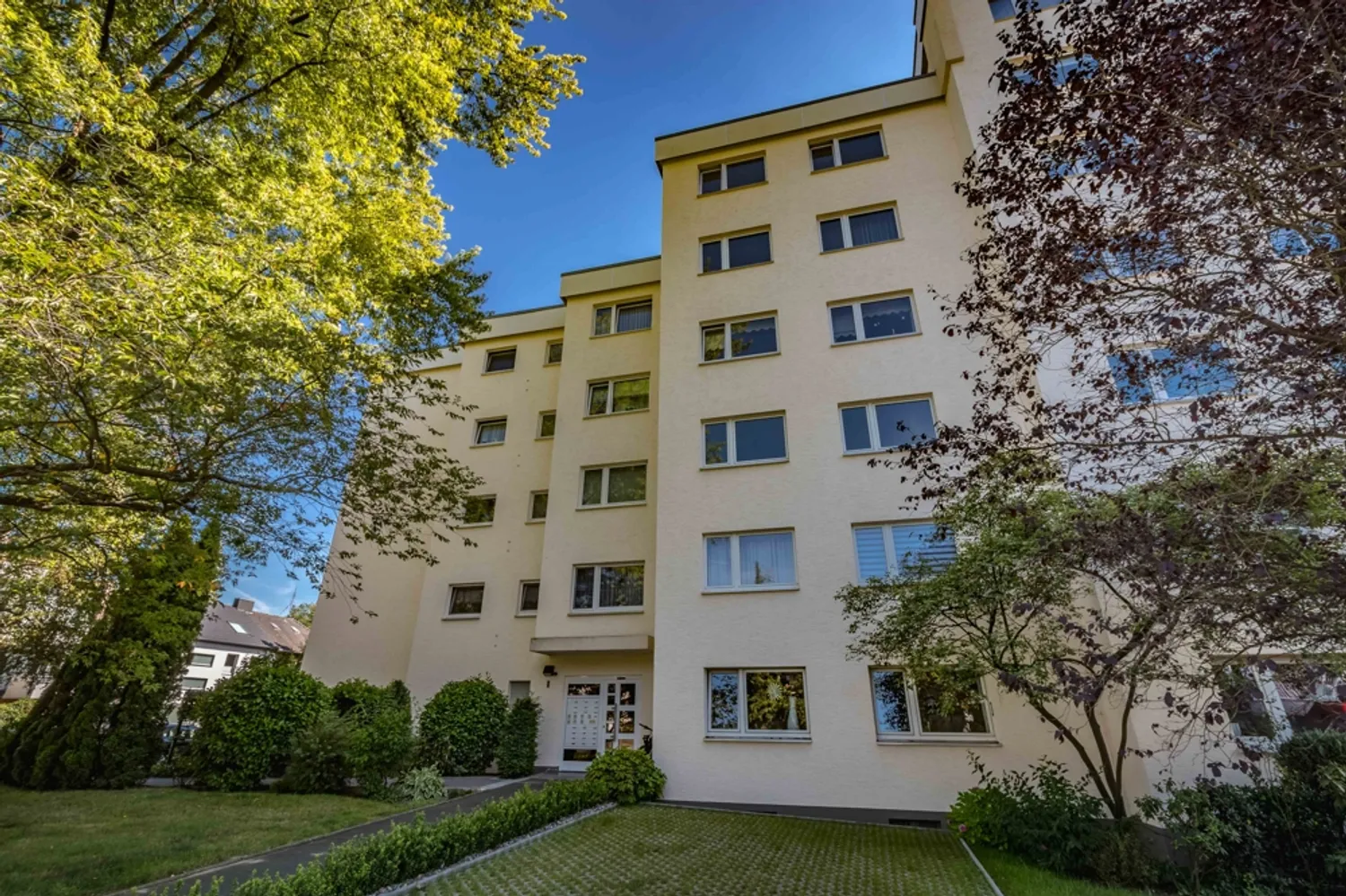3 Zimmer Wohnung mit 97 m² in Bergisch Gladbach – Bild 1