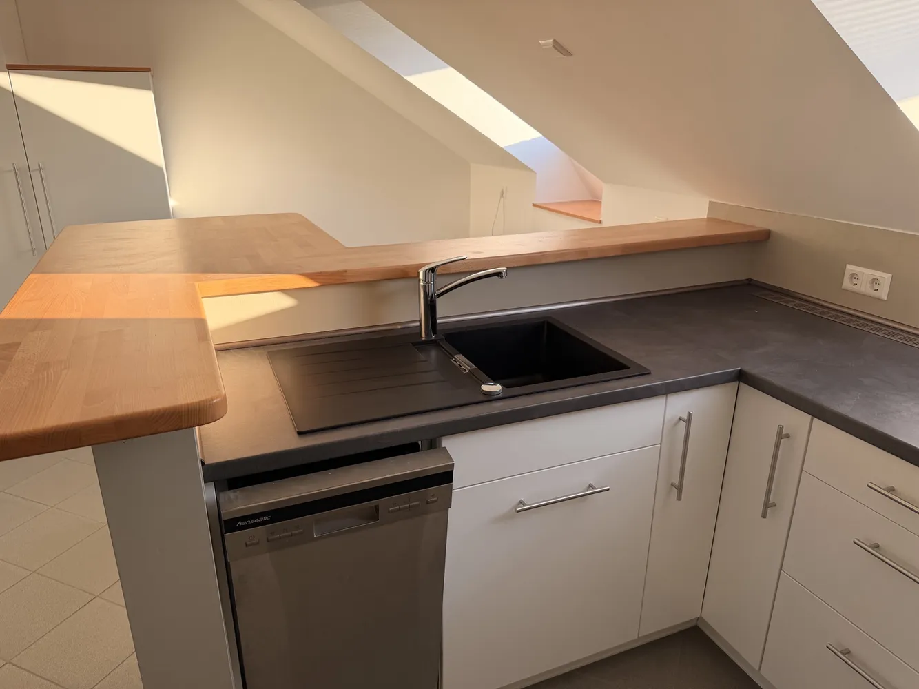 4 Zimmer Wohnung mit 90 m² in Karlsruhe – Bild 8