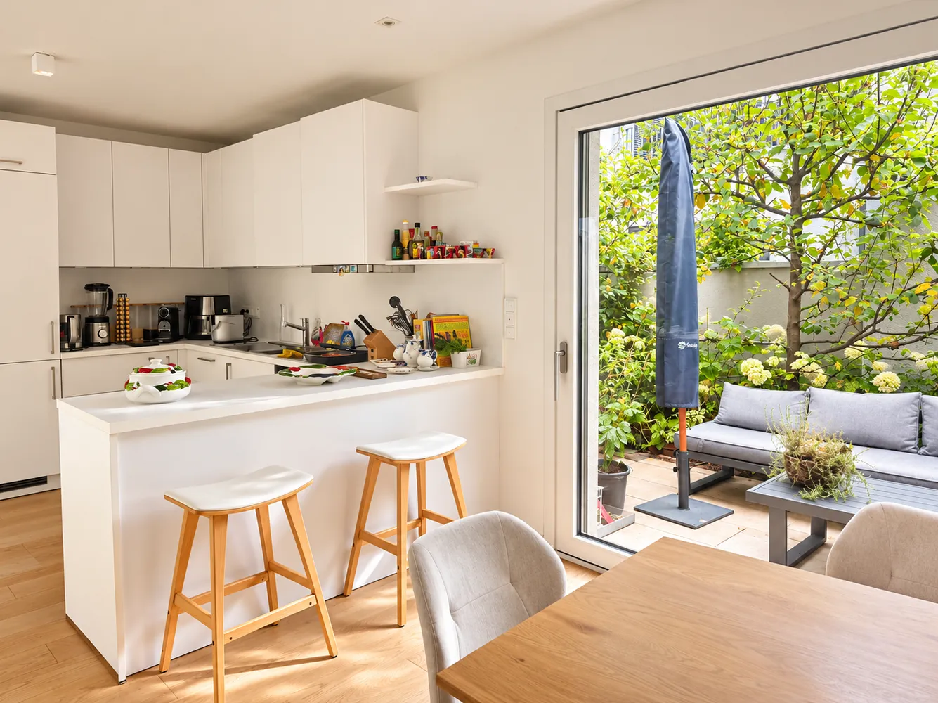 1 Zimmer Wohnung mit 96 m² in München – Bild 2