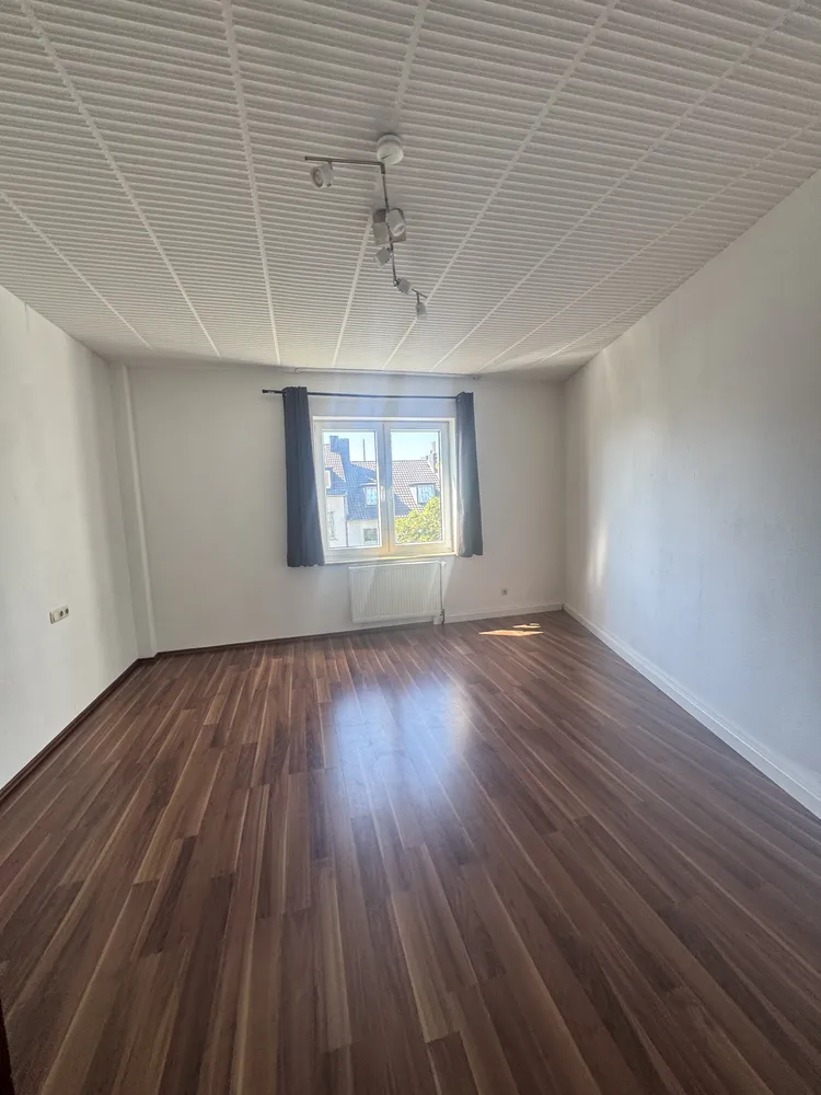 2 Zimmer Wohnung mit 70 m² in Aachen – Bild 2