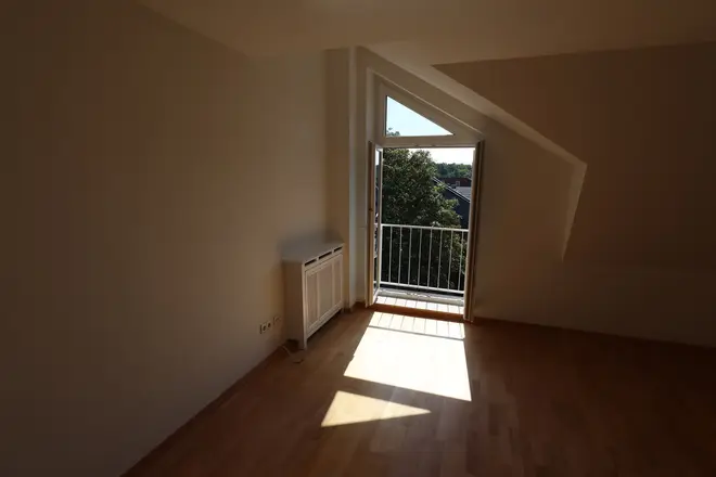 4 Zimmer Wohnung mit 133 m² in Hamburg – Bild 5