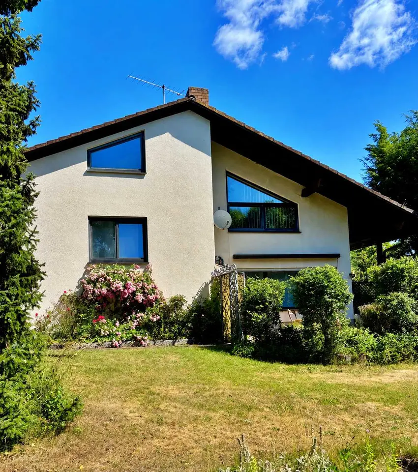 5 Zimmer Wohnung mit 129 m² in Amberg – Bild 2