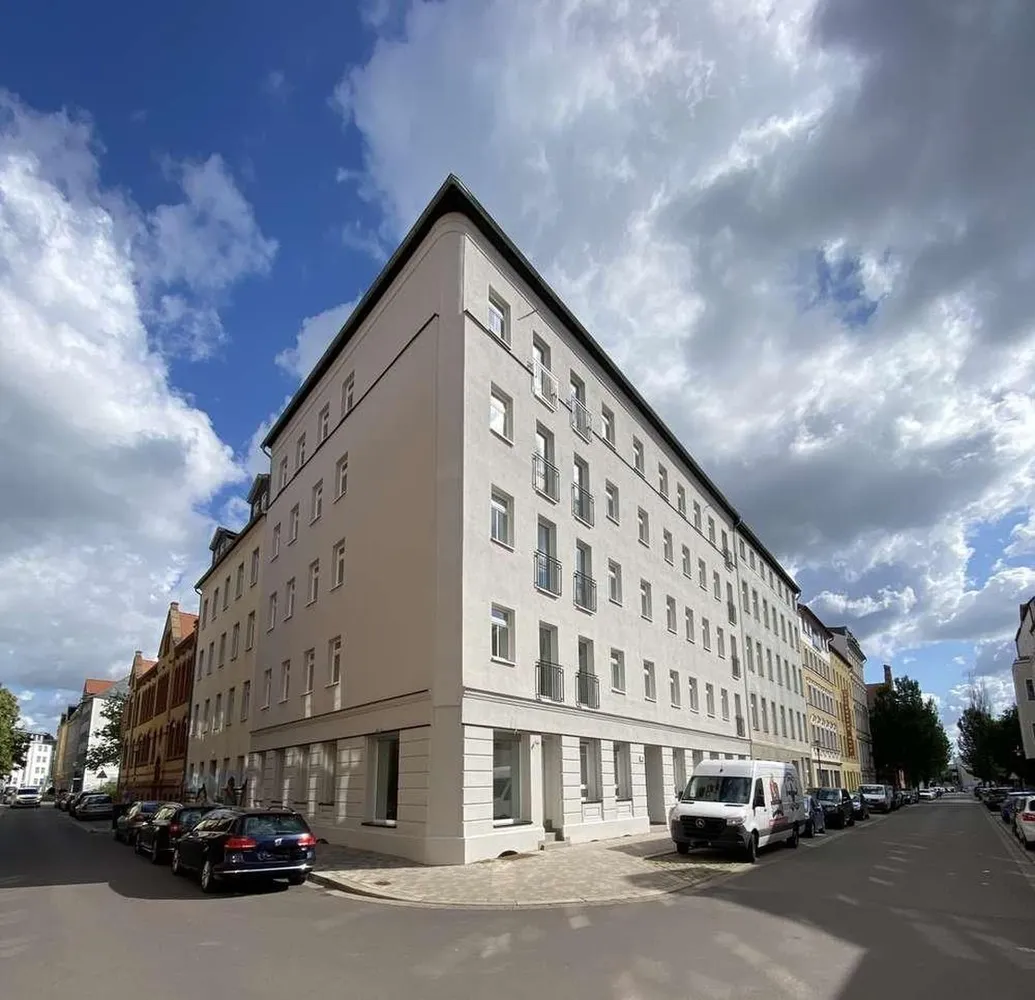 5 Zimmer Wohnung mit 123 m² in Magdeburg – Bild 1