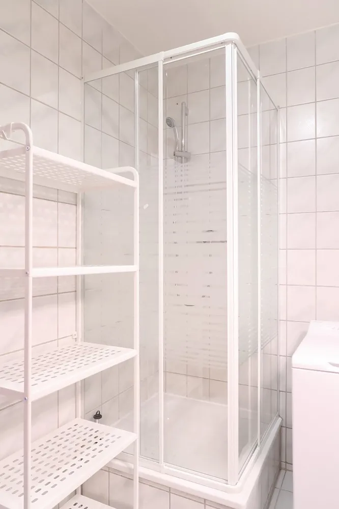 1 room apartment with 36 m² in Zwickau – Photo 11