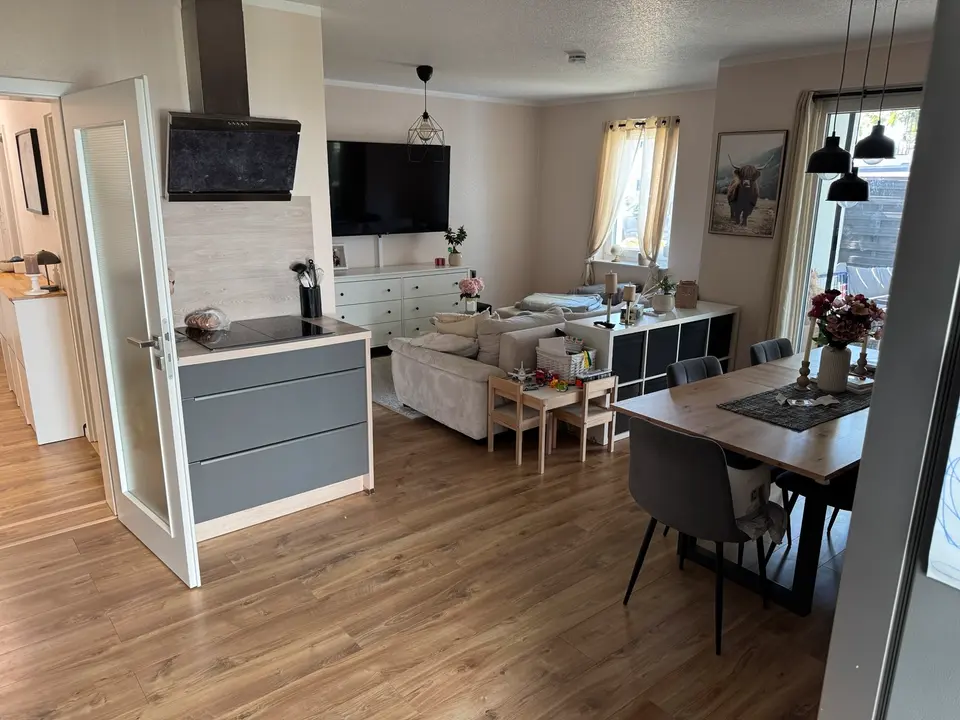 4 Zimmer Wohnung mit 85 m² in Hoyerswerda – Bild 1