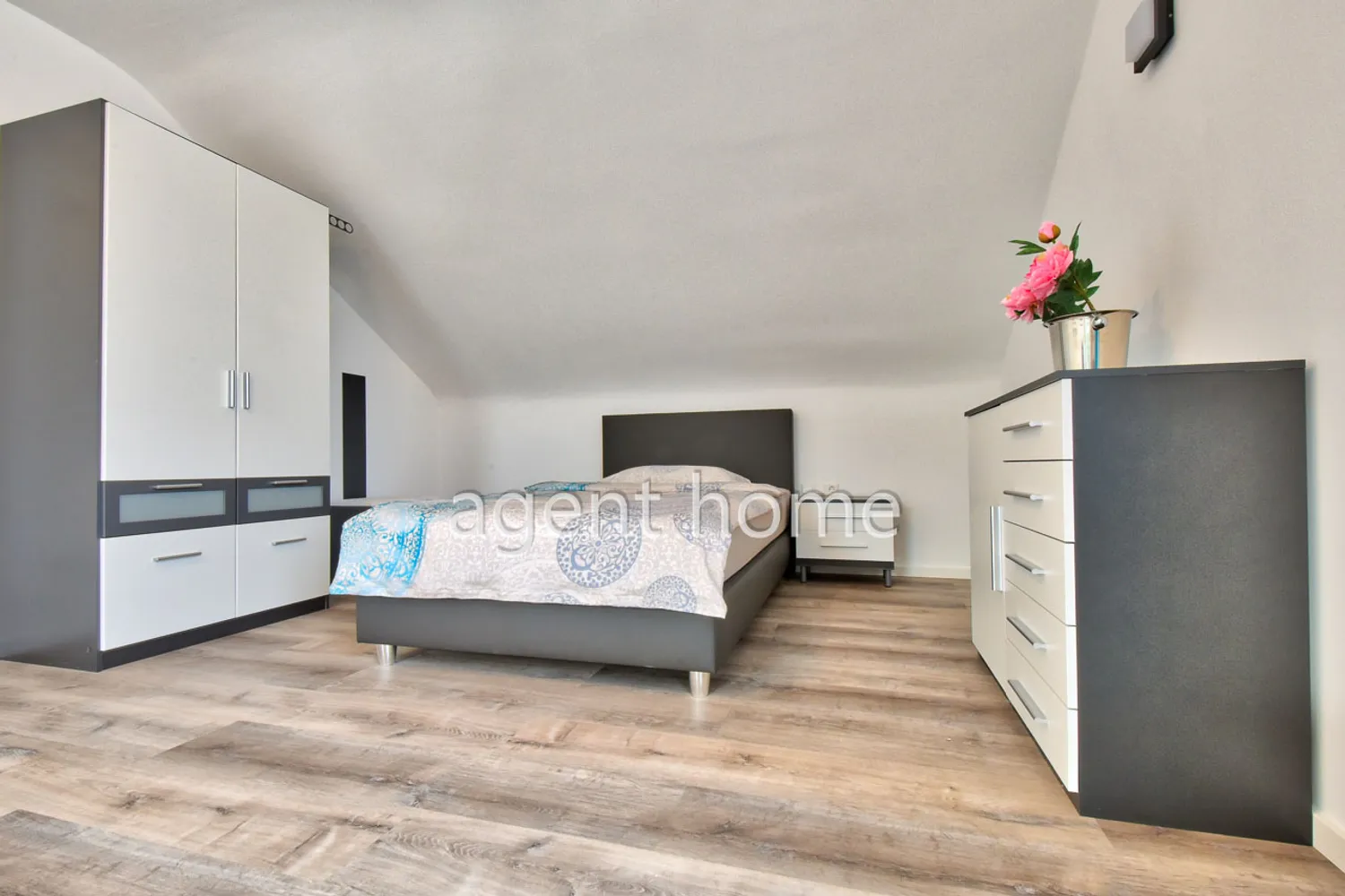 1 Zimmer Wohnung mit 35 m² in Stuttgart – Bild 4