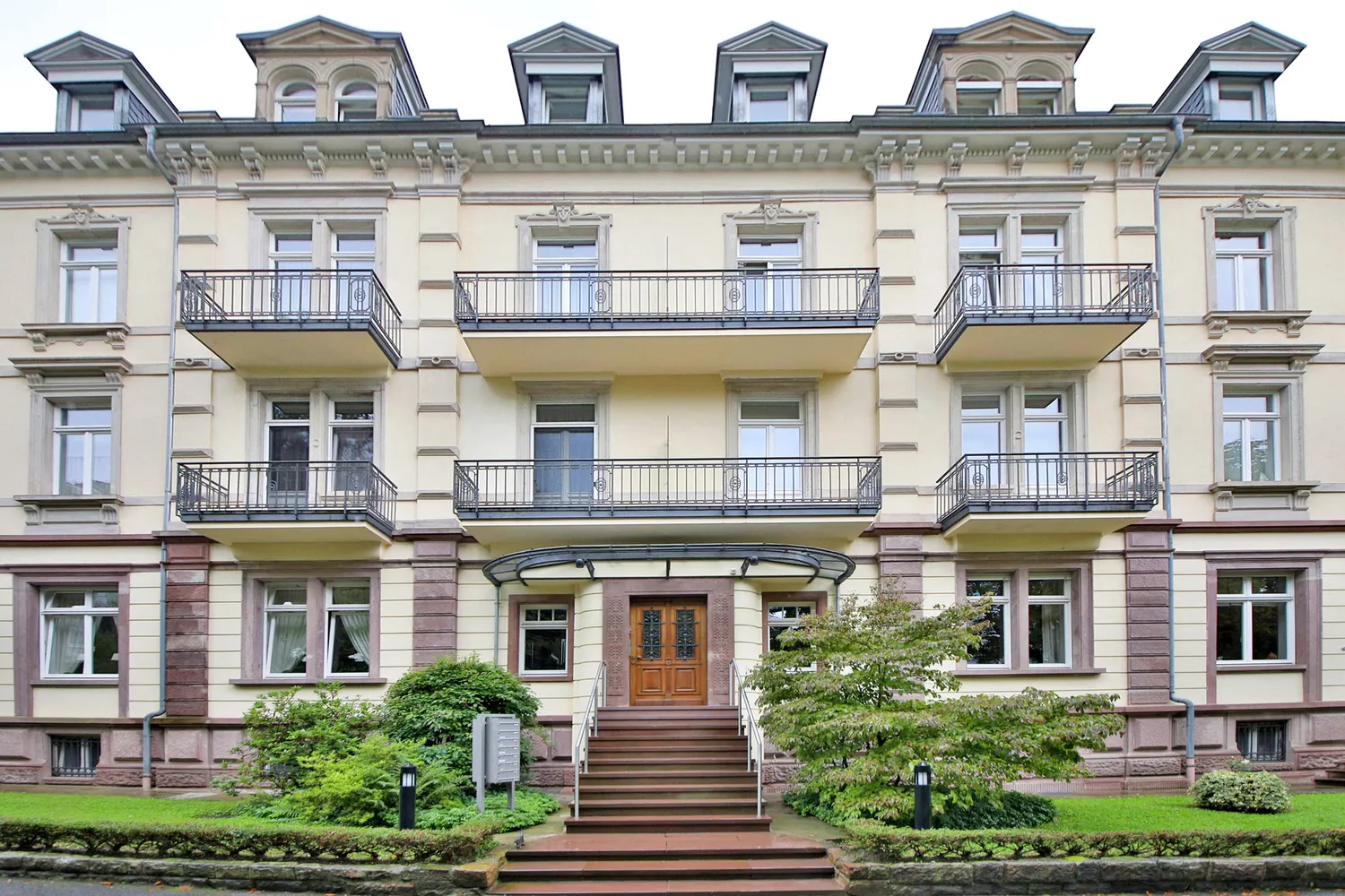 4 Zimmer Wohnung mit 150 m² in Baden-Baden – Bild 5