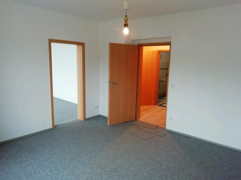 2 Zimmer Wohnung mit 56 m² in Greiz – Bild 3