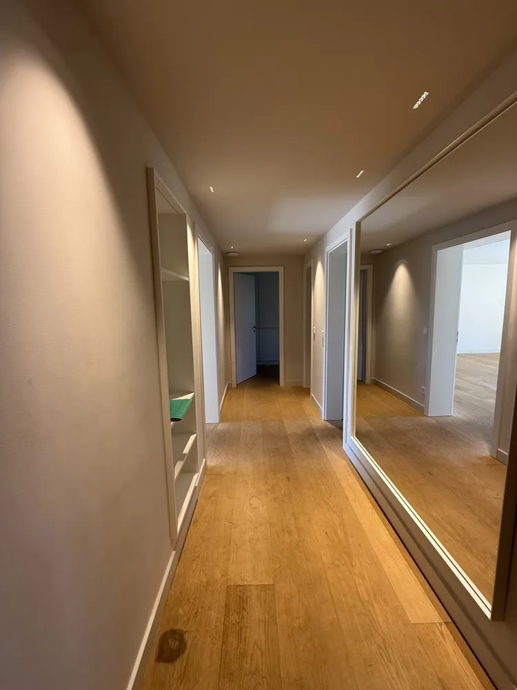 4 Zimmer Wohnung mit 120 m² in München – Bild 1