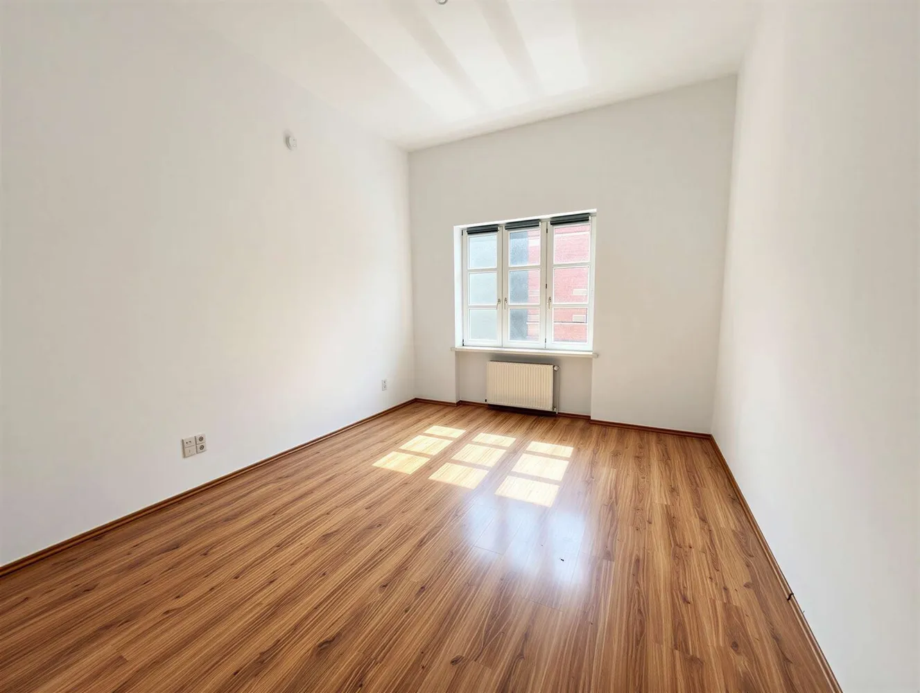 3 Zimmer Wohnung mit 100 m² in Sonneberg – Bild 5
