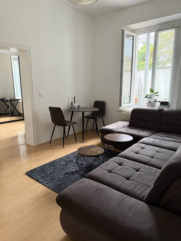 2 Zimmer Wohnung mit 53 m² in Düsseldorf – Bild 2