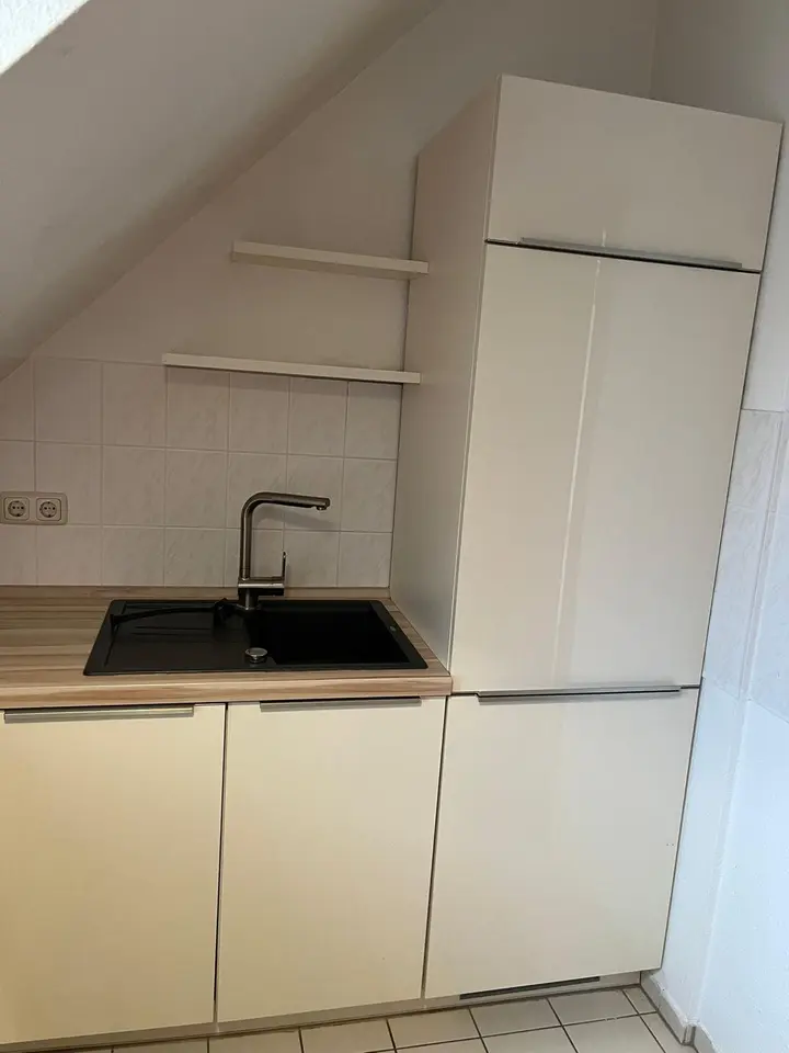 2 Zimmer Wohnung mit 36 m² in Halle (Saale) – Bild 3