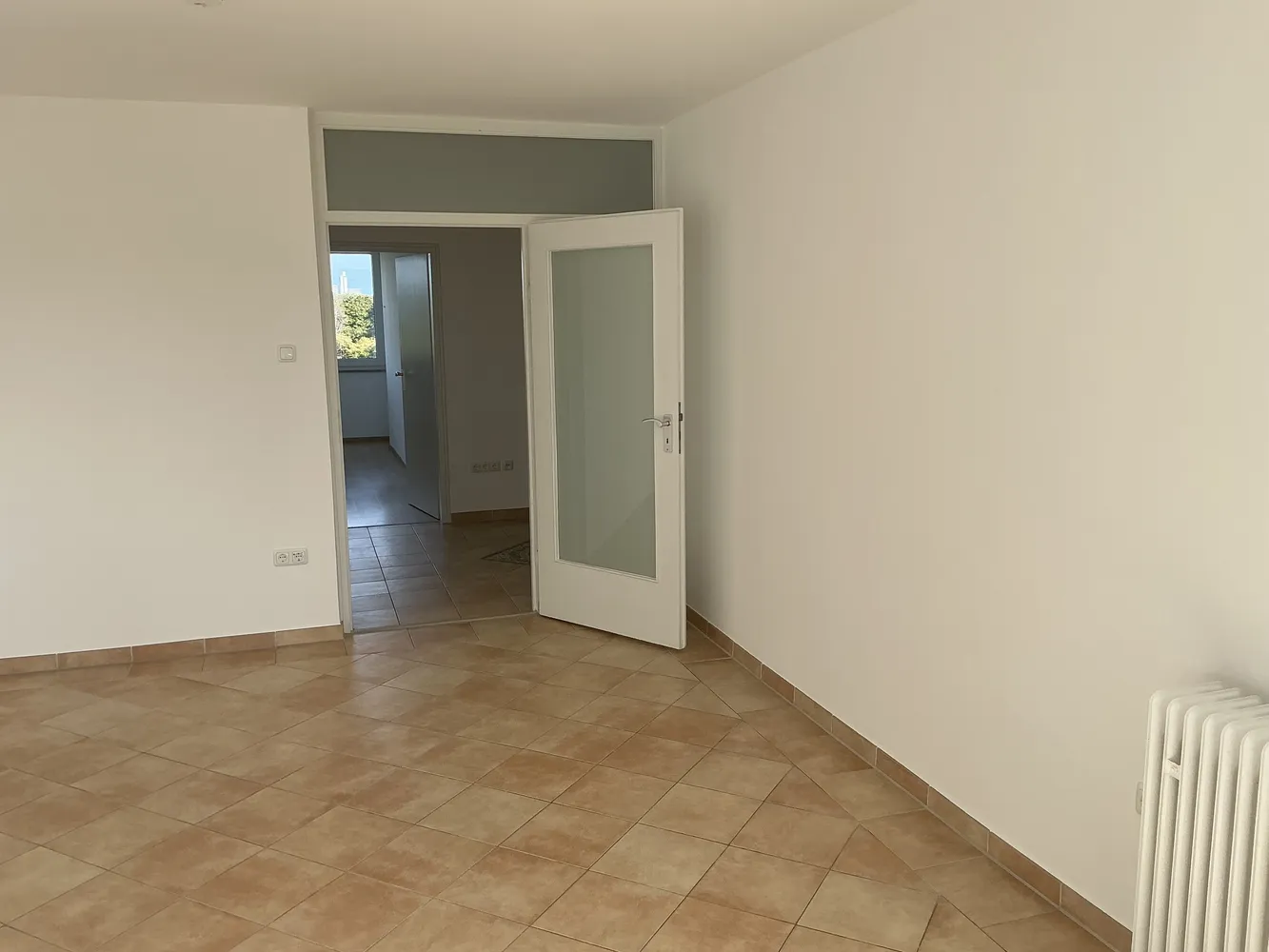 3 Zimmer Wohnung mit 77 m² in München – Bild 4