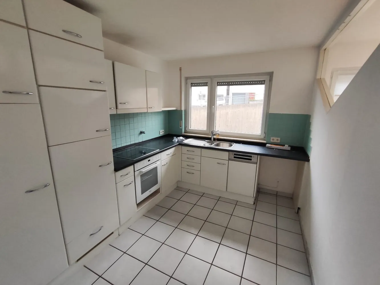 5 Zimmer Wohnung mit 120 m² in Böblingen – Bild 1