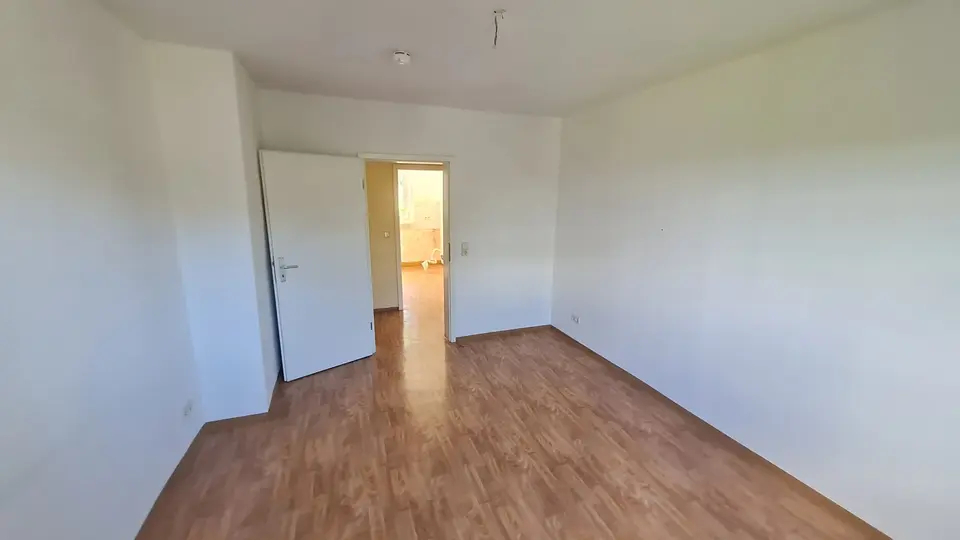 3 Zimmer Wohnung mit 60 m² in Suhl – Bild 7