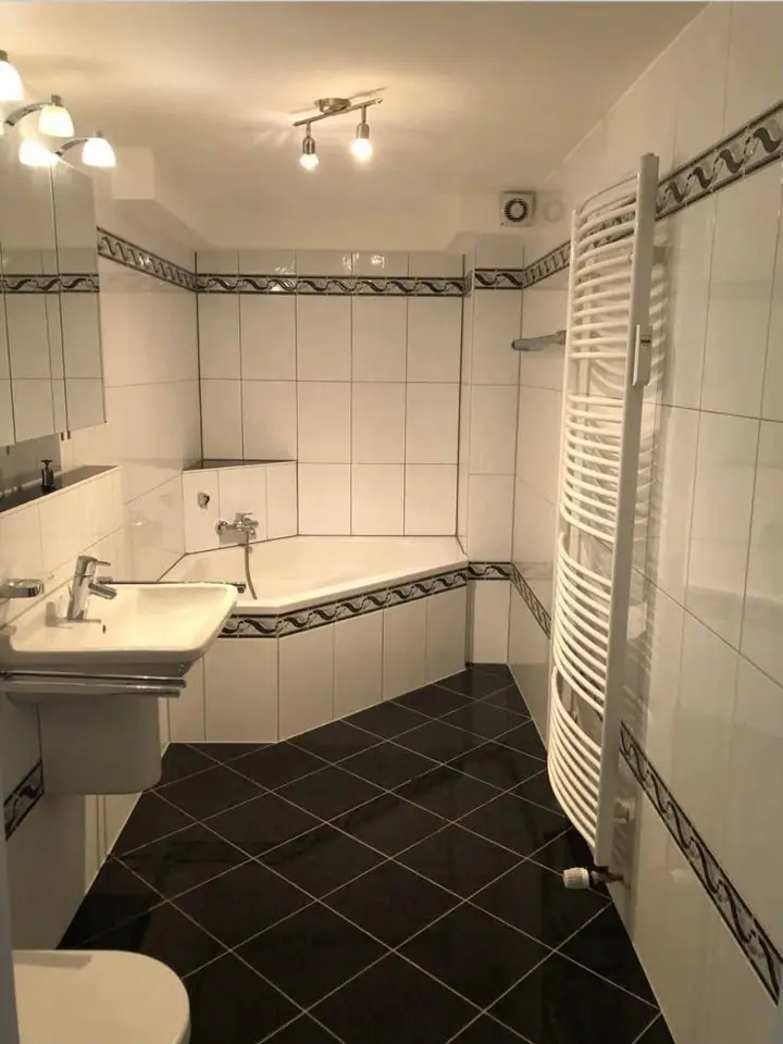 2 Zimmer Wohnung mit 70 m² in Duisburg – Bild 5