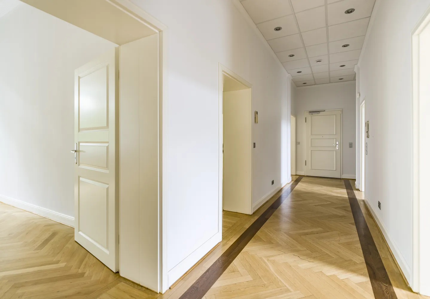 5 Zimmer Wohnung mit 168 m² in Wiesbaden – Bild 11