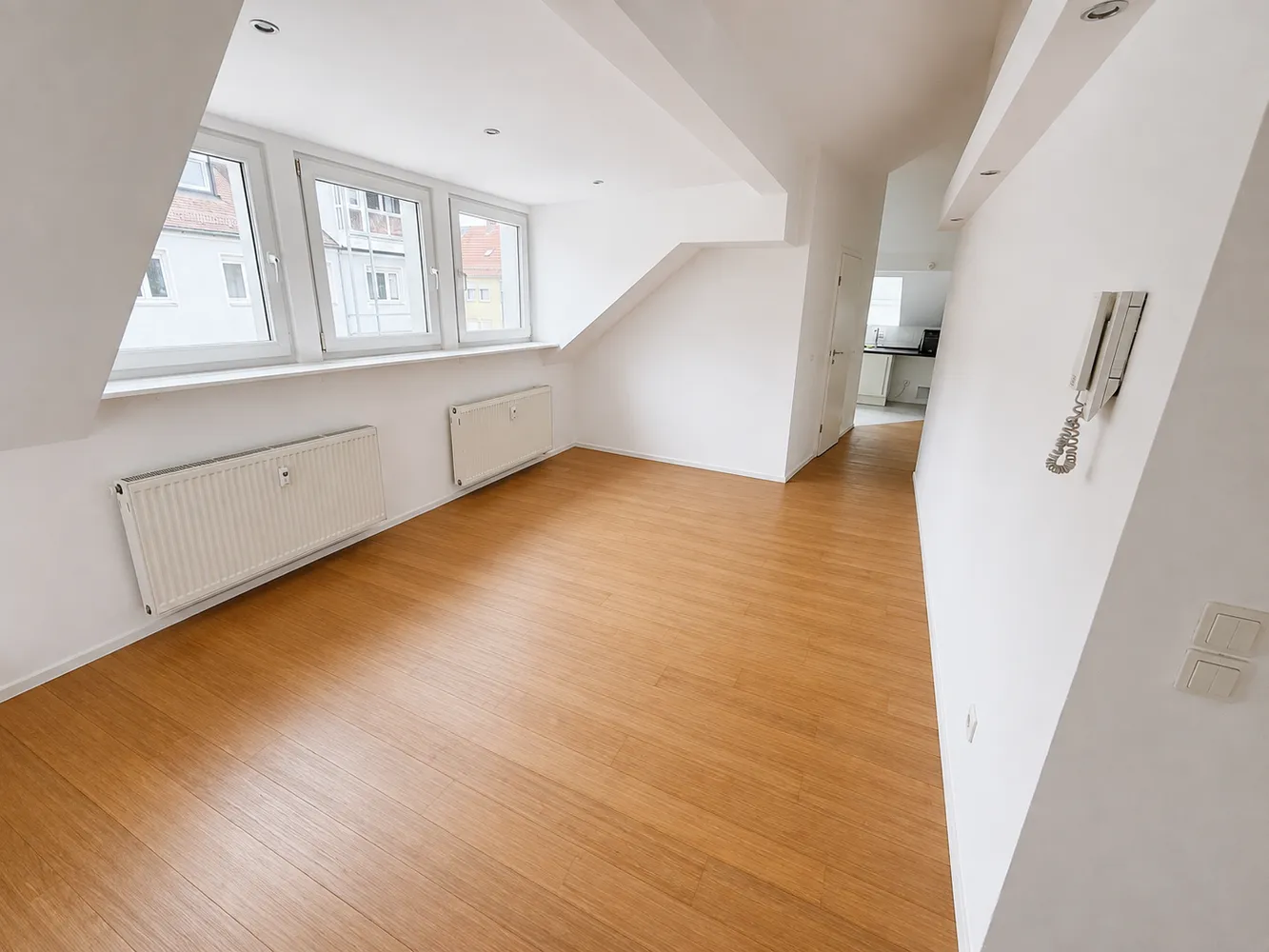 6 Zimmer Wohnung mit 146 m² in Nürnberg – Bild 8