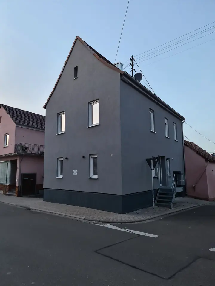 4 Zimmer Haus mit 143 m² in Bruchsal – Bild 1