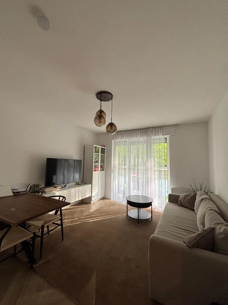 2 room apartment with 55 m² in Cologne – Photo 1
