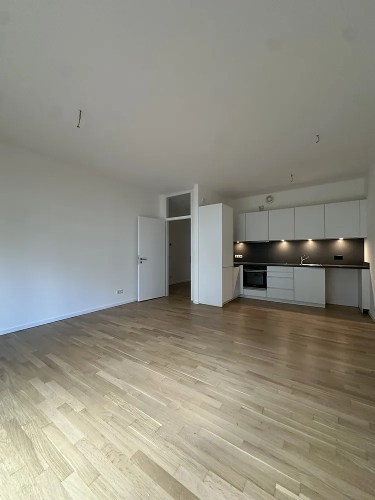 3 Zimmer Wohnung mit 75 m² in Berlin – Bild 2