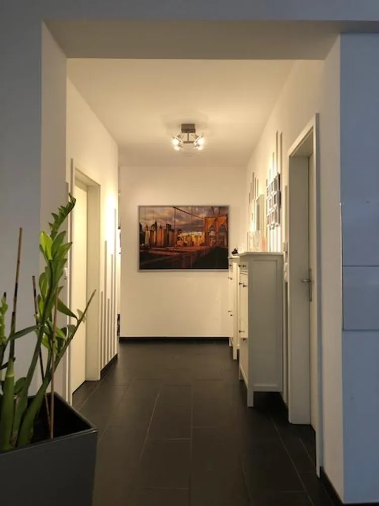 4 Zimmer Wohnung mit 170 m² in Duisburg – Bild 6